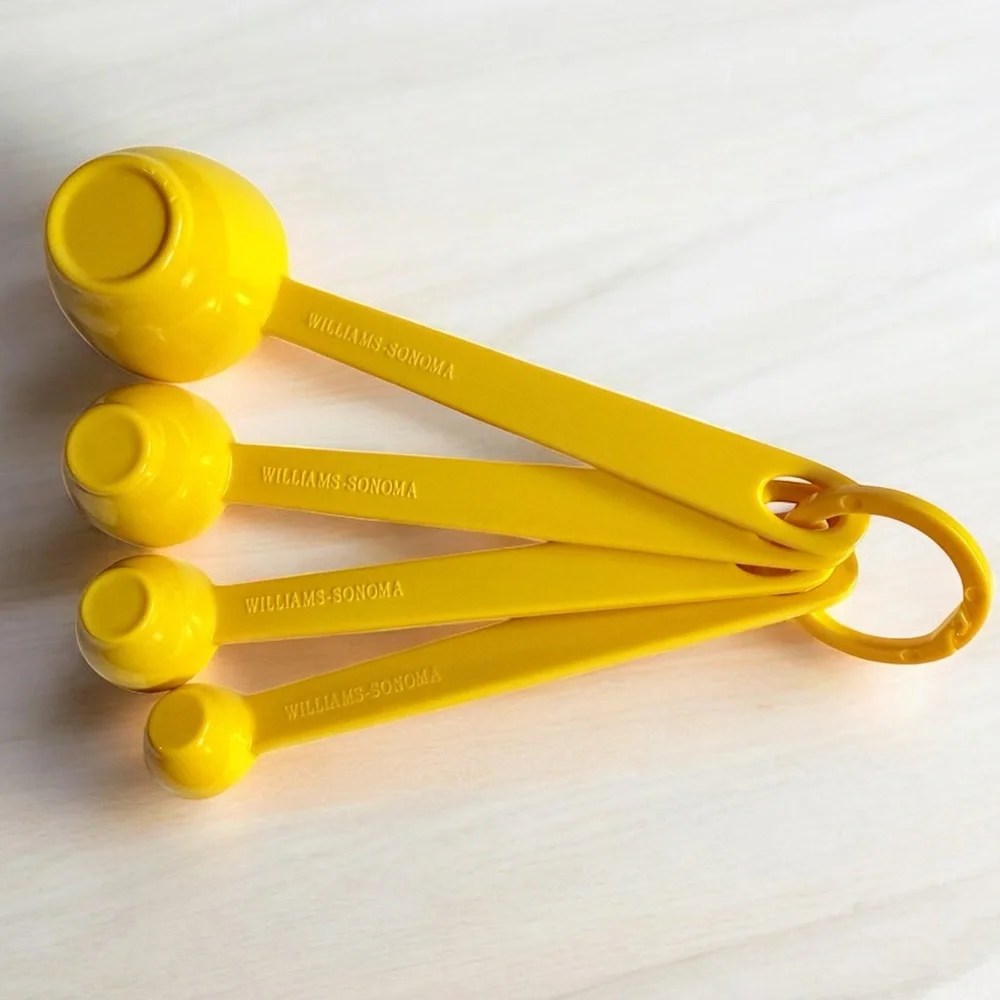 Williams Sonoma Yellow Melamine Measuring Spoon Set
